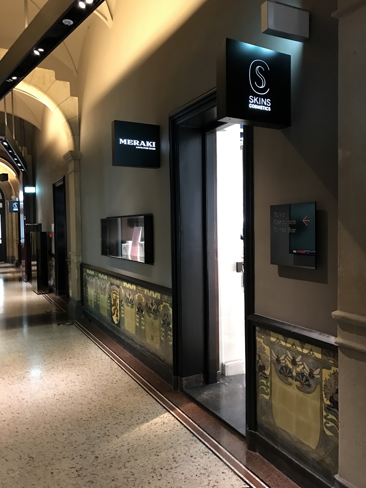 Skins Cosmetics — Amsterdam