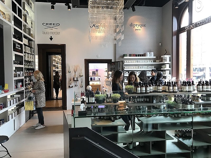 Skins Cosmetics — photo 2