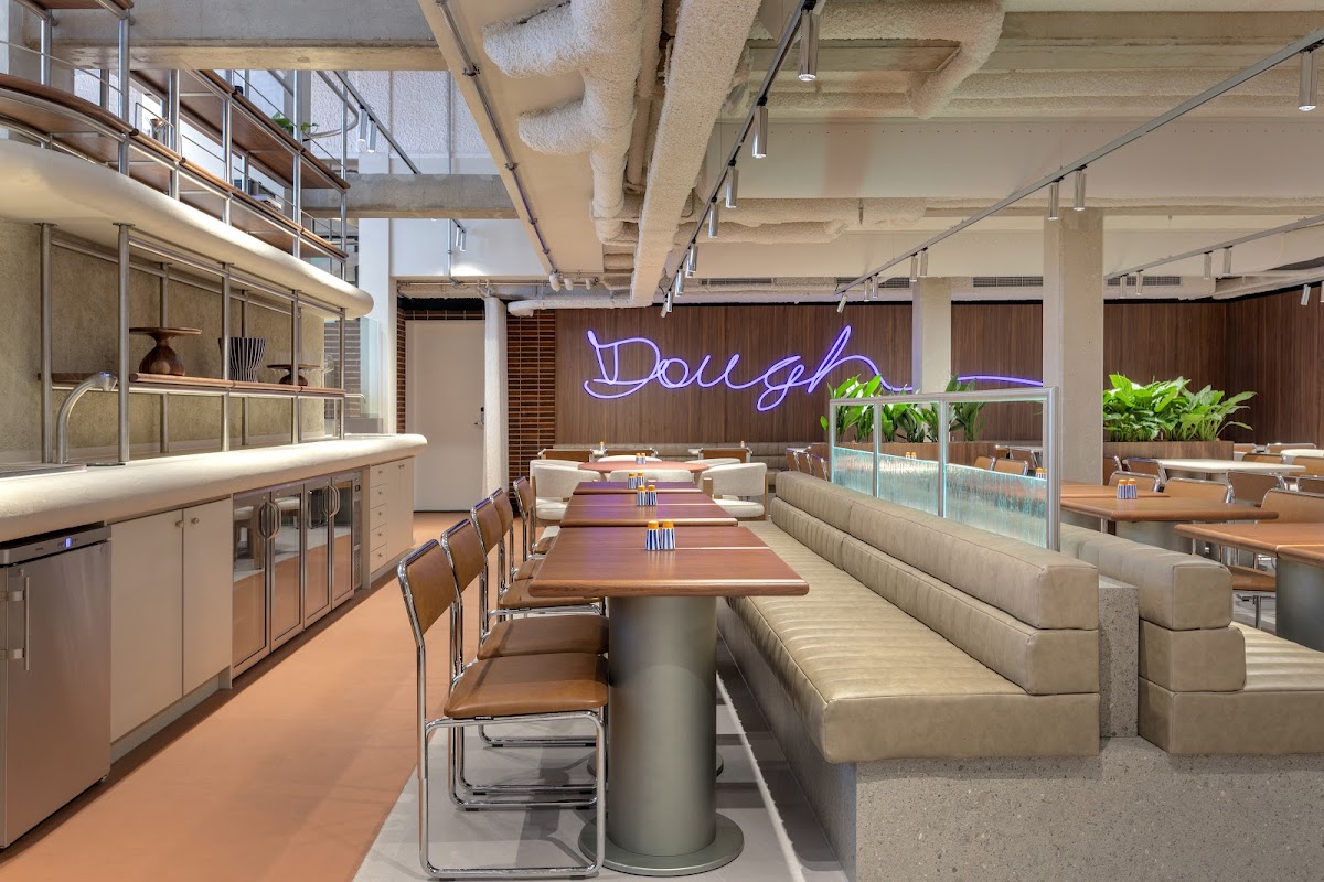 Janine Bakery & Restaurant — Amsterdam — photo 1