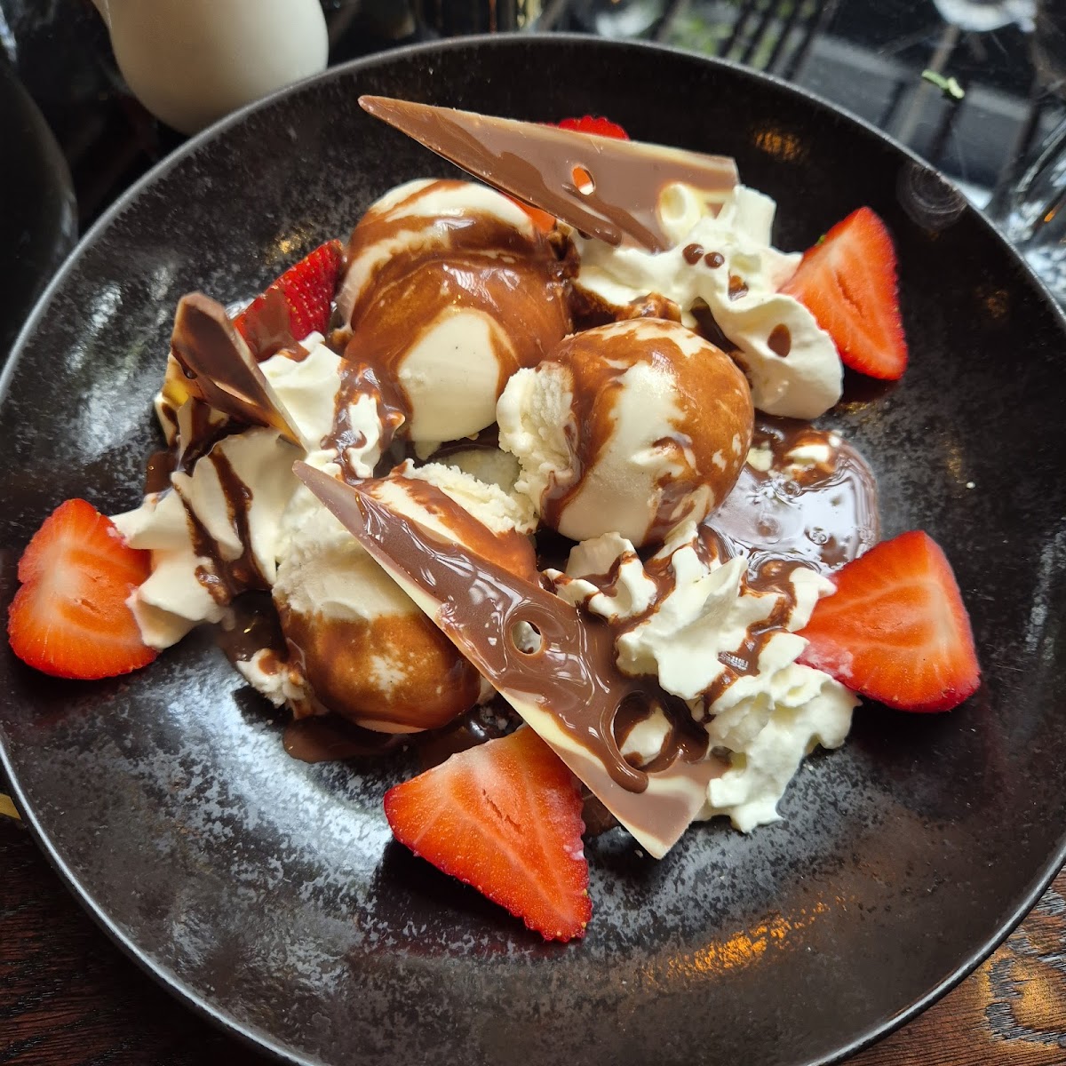 Toujours — photo 3