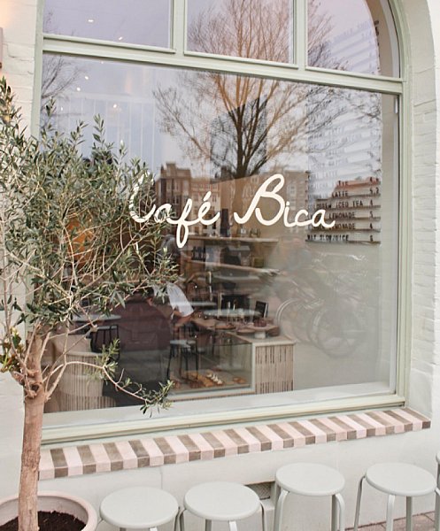 Café Bica Amsterdam | Portugese Koffiebar aan de Amstel — Amsterdam