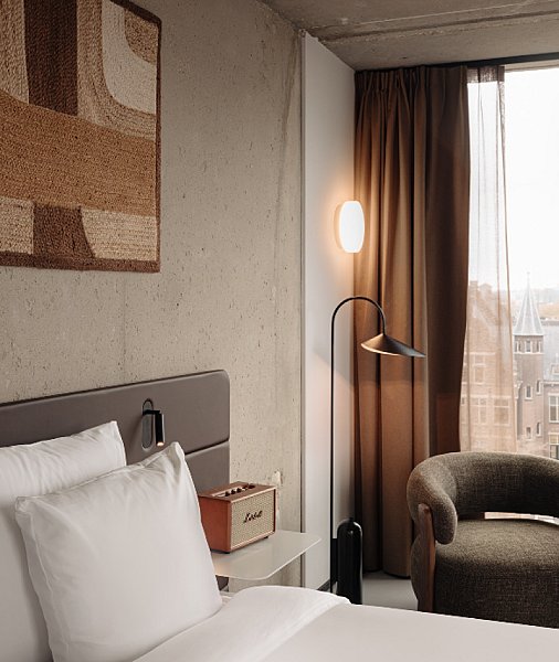 Hotel V Fizeaustraat — Amsterdam