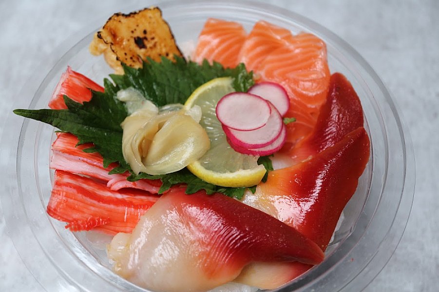 Sushi Fanatics — photo 2