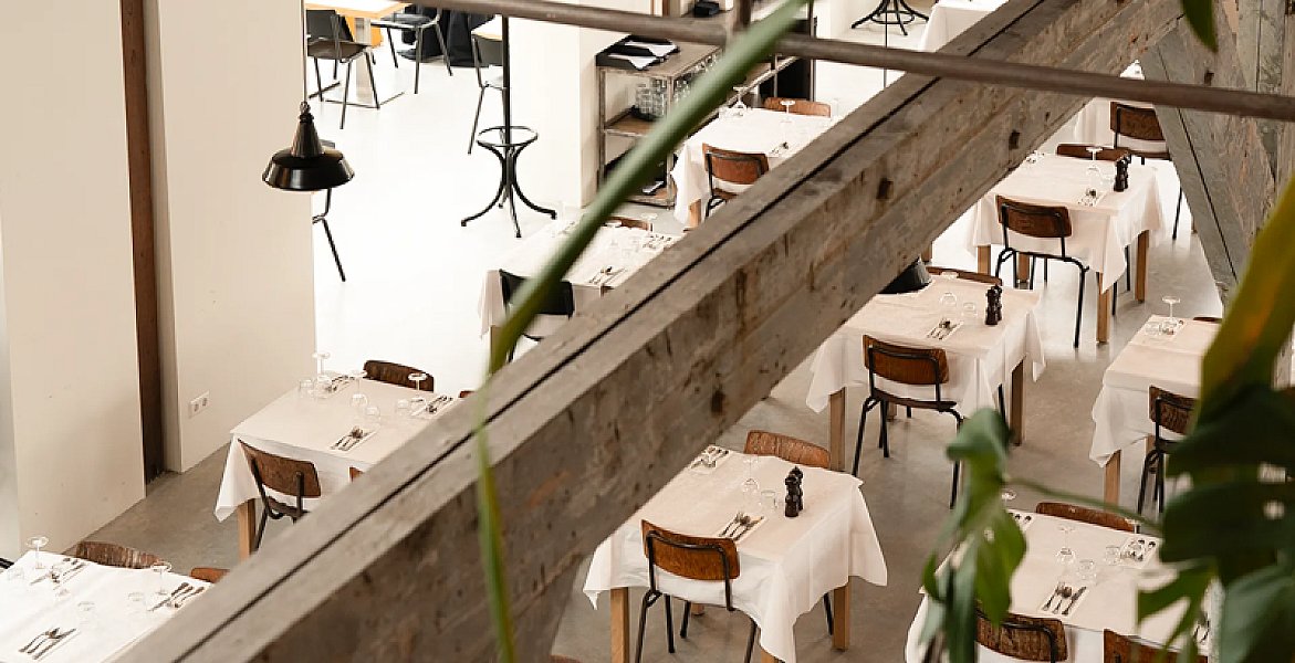 De Watermeterfabriek Haarlem | industrial riverside brasserie and bistro — photo 3