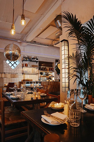Badhuis Amsterdam Oost, restaurant | cultural hub and community hotspot — photo 4