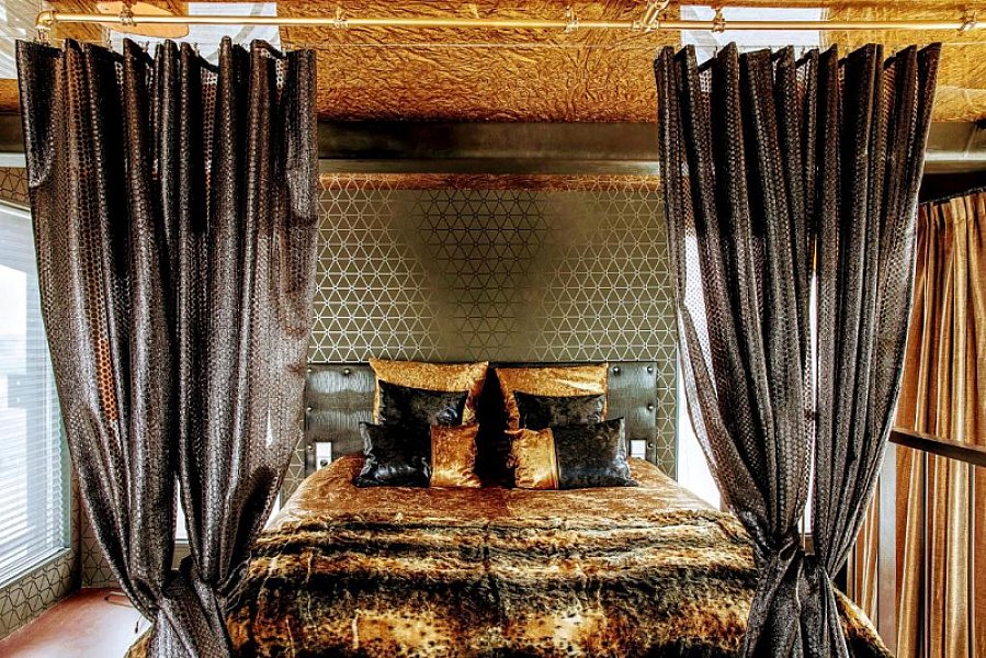 Faralda Crane Hotel Amsterdam | luxury suites in an iconic crane — photo 3