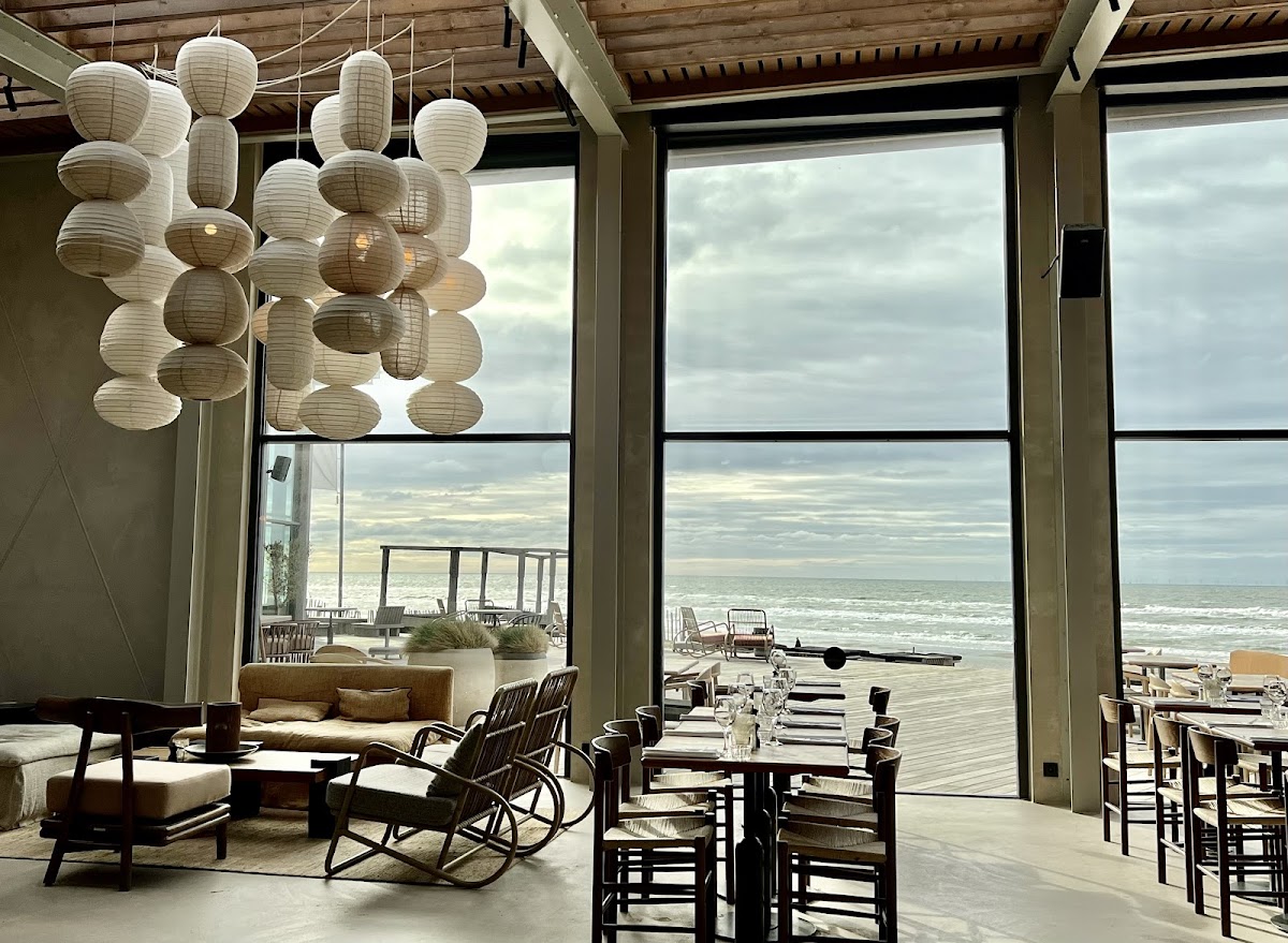 Strandrestaurant Republiek Bloemendaal — Overveen