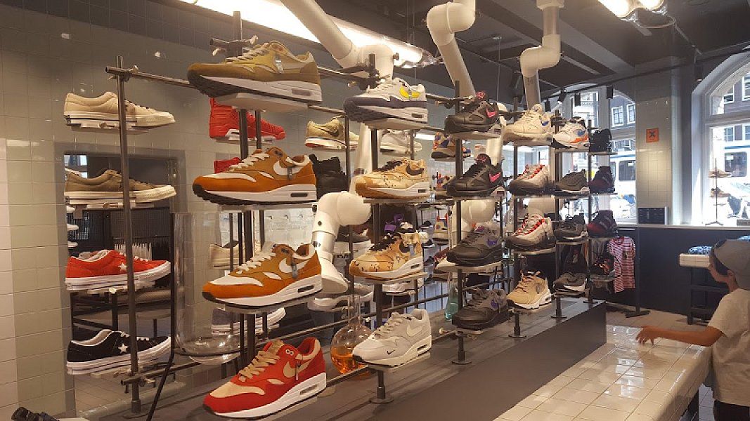 SoleBox Amsterdam — photo 4