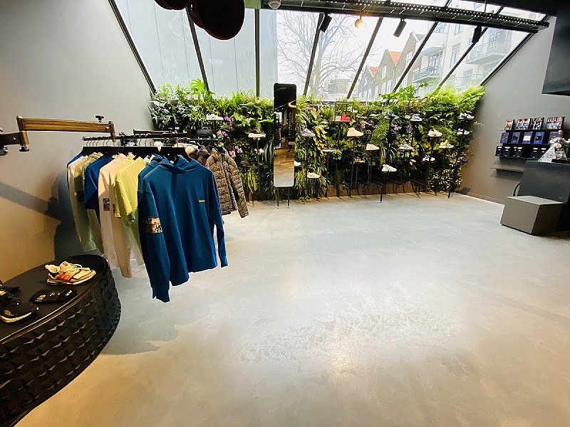 FOUR Amsterdam | luxury streetwear and contemporary fashion — photo 2